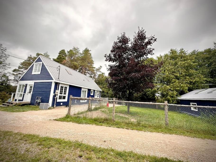 Cottage Retreat On 11 Acres Flesherton Exterior photo